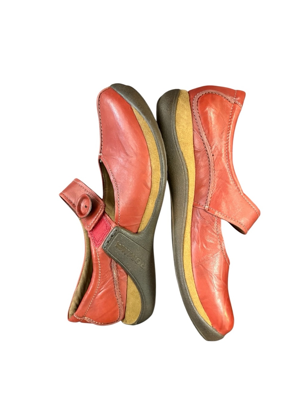 Romika Leather Flats in a Reddish/Brown Color, SZ 9